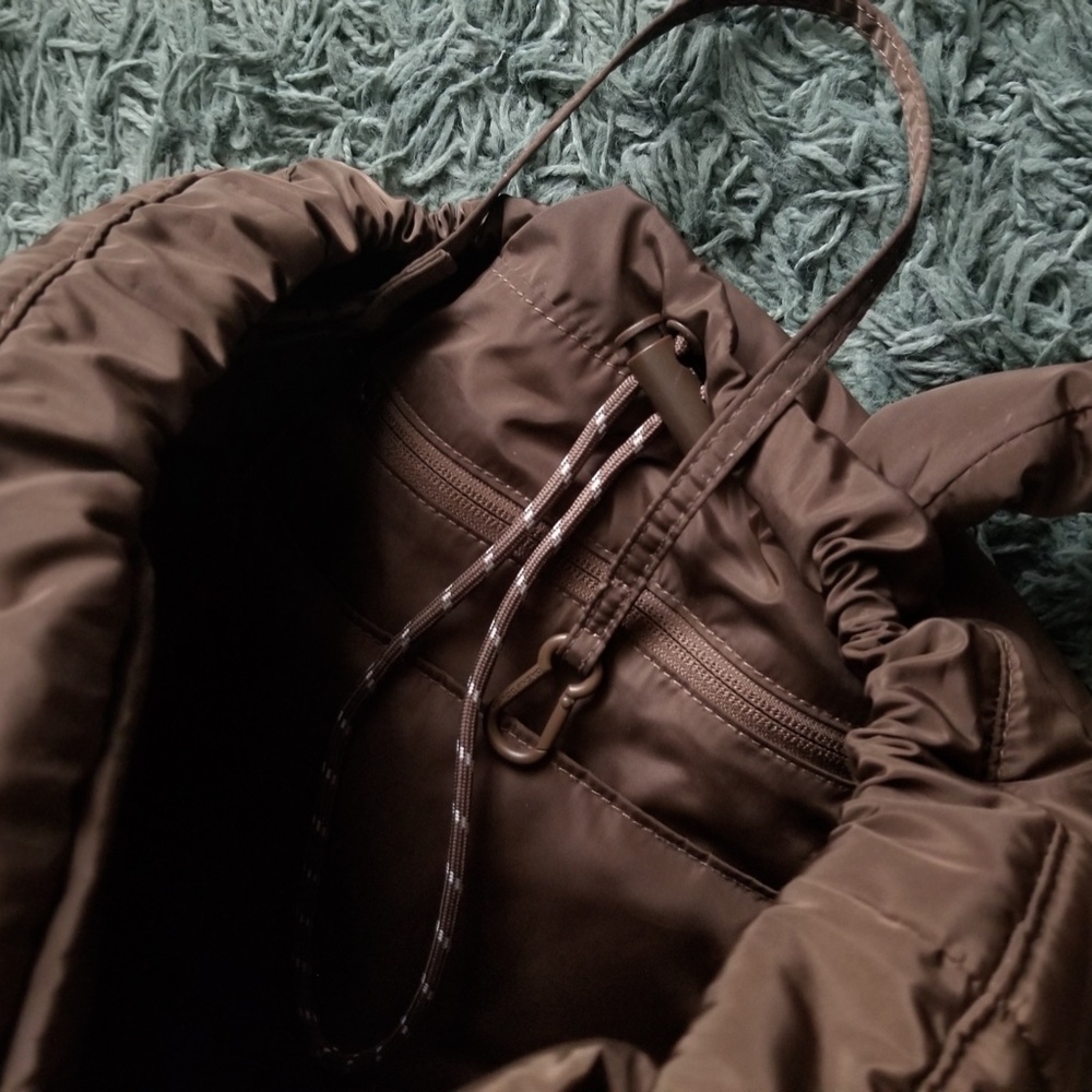 153. puffy drawstring tote bag - Picture 6 of 14